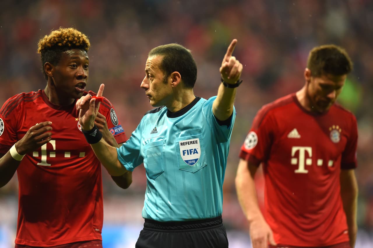 Los nervios crecían entre encontronazos y protestas.