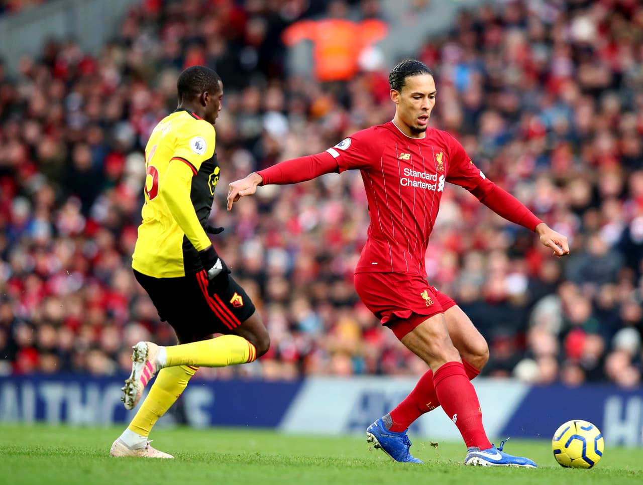 Salah (38´, 90’) marcó lo goles por los locales. Liverpool lega a 49 unidades, mientras que Watford sólo acumula 9.