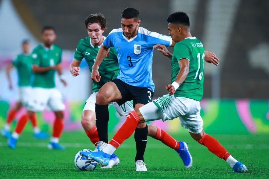 Nació el 18 de agosto de 1999 en Montevideo.