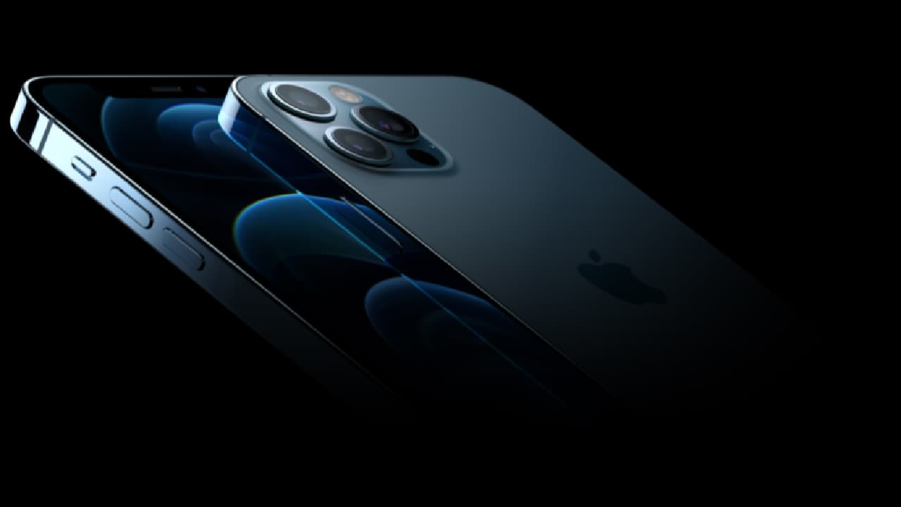 Cuenta con un Chip A14 Bionic.