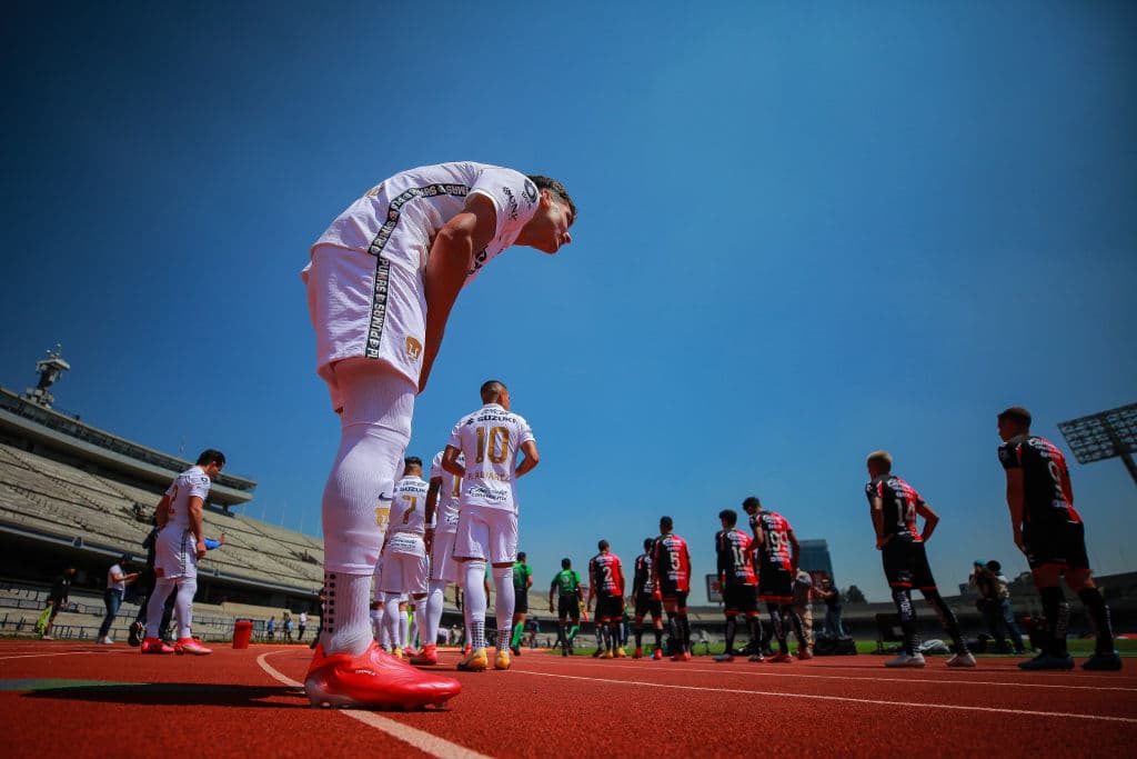 Pumas tiene tres opciones para suplir a Johan Vásquez