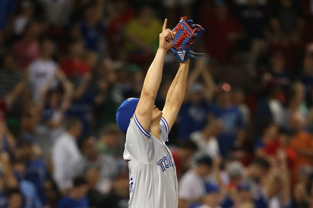 Osuna y Guzmán son del estado de Sinaloa y ambos tuvieron una juventud marcada por el trabajo de agricultura.