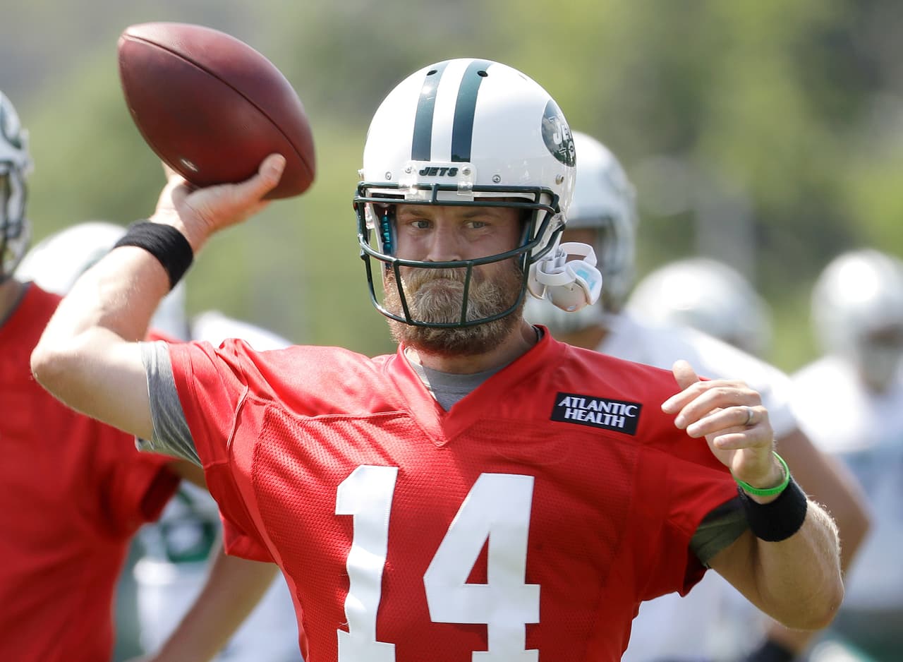 El día después de firmar contrato, Ryan Fitzpatrick fue nombrado titular de los Jets