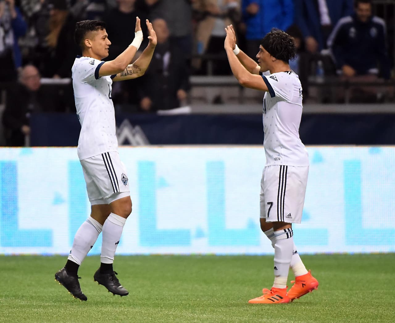 Vancouver Whitecaps se dio un festín y despedazó a SJ Earthquakes con goleada 5-0 en Playoffs