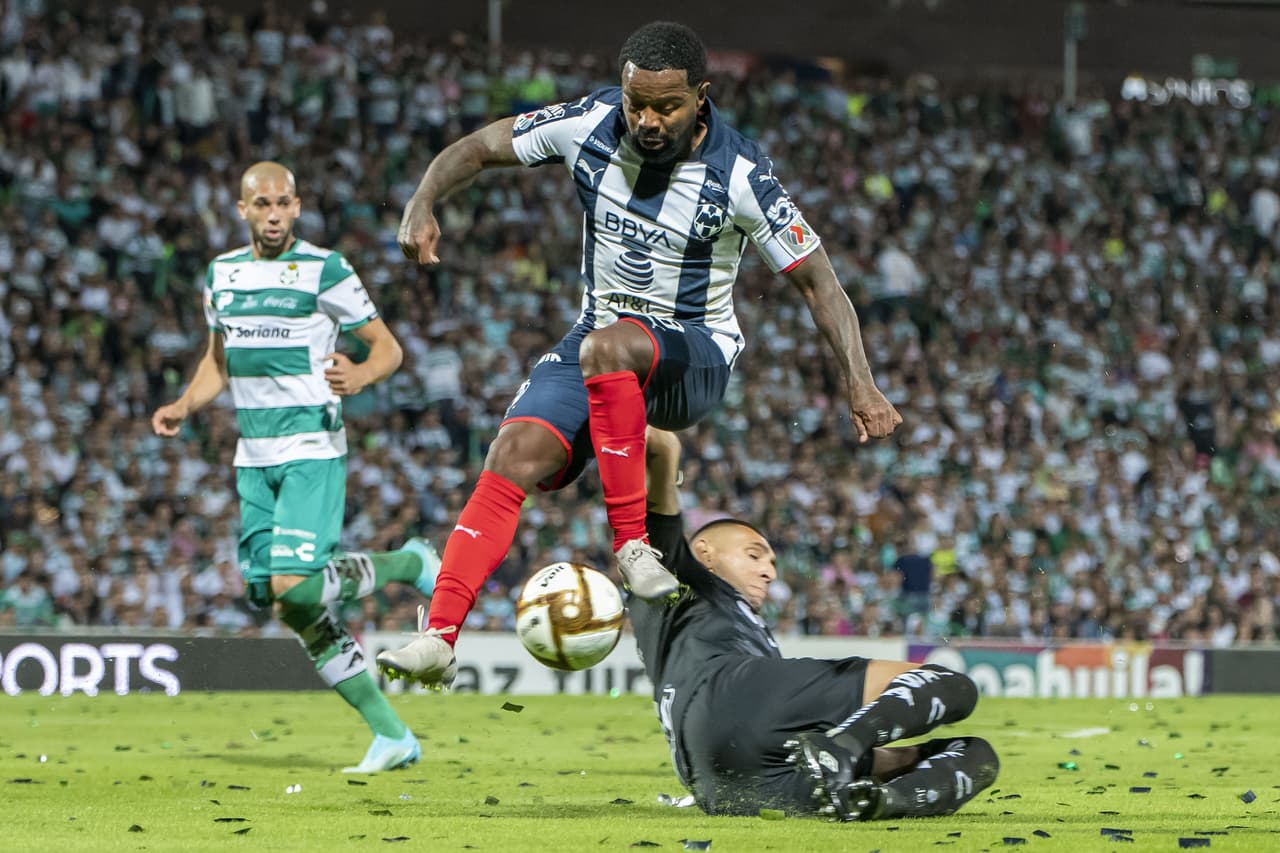 Monterrey no tenía presión a pesar del gol recibido. La estrategia de Mohamed fue retener el esférico y mantener orden defensivo.