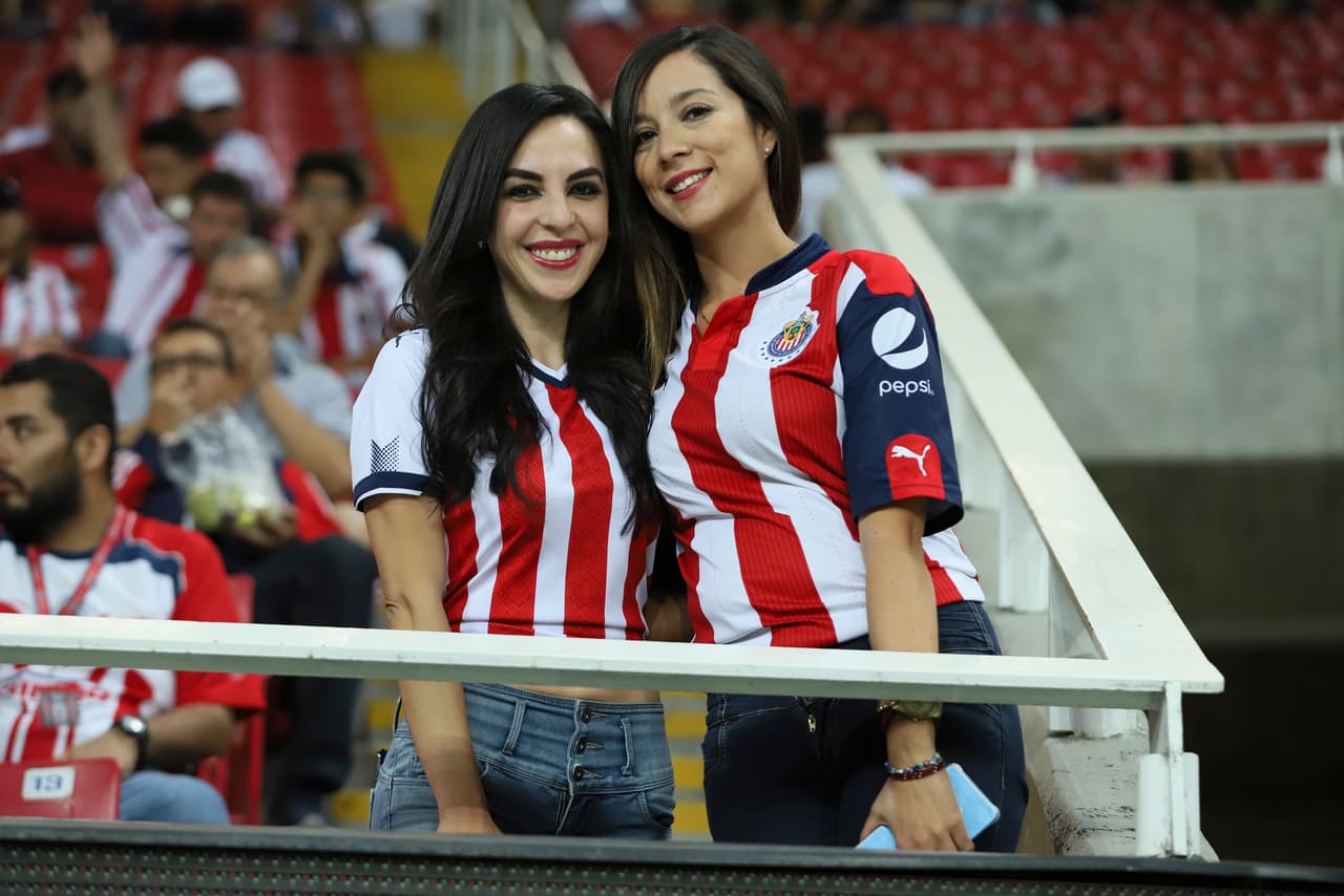 Las fanáticas de Chivas y su presencia en el Estadio Akron fue de lo mejor de un partido discreto del Rebaño que terminó en derrota 0-1 ante Lobos BUAP en el 
<a href="https://www.univision.com/deportes/futbol/liga-mx/*">Clausura 2019</a>.
