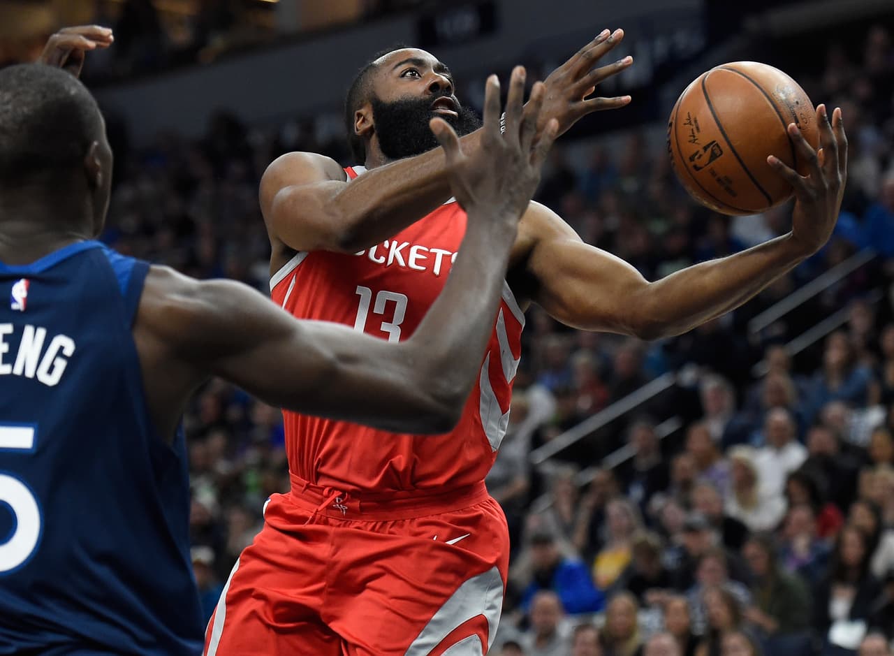 Rockets destrozan a Wolves de la mano de James Harden y ponen 3-1 la serie