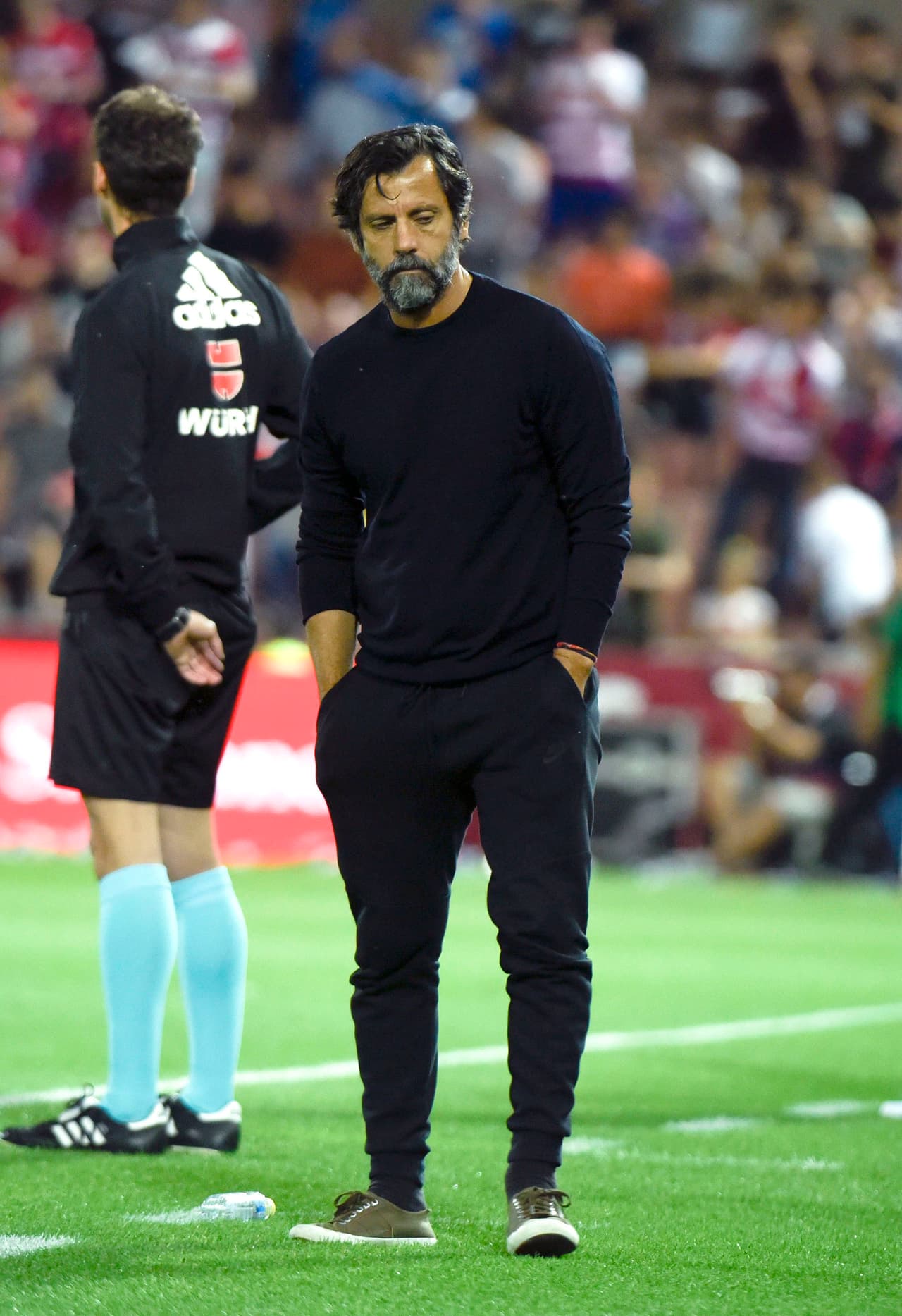 De la misma manera lo hizo Quique Sánchez Flores en el Espanyol, que si bien no tuvo problemas de descenso, fracasó en el objetivo de llegar a copas de Europa.