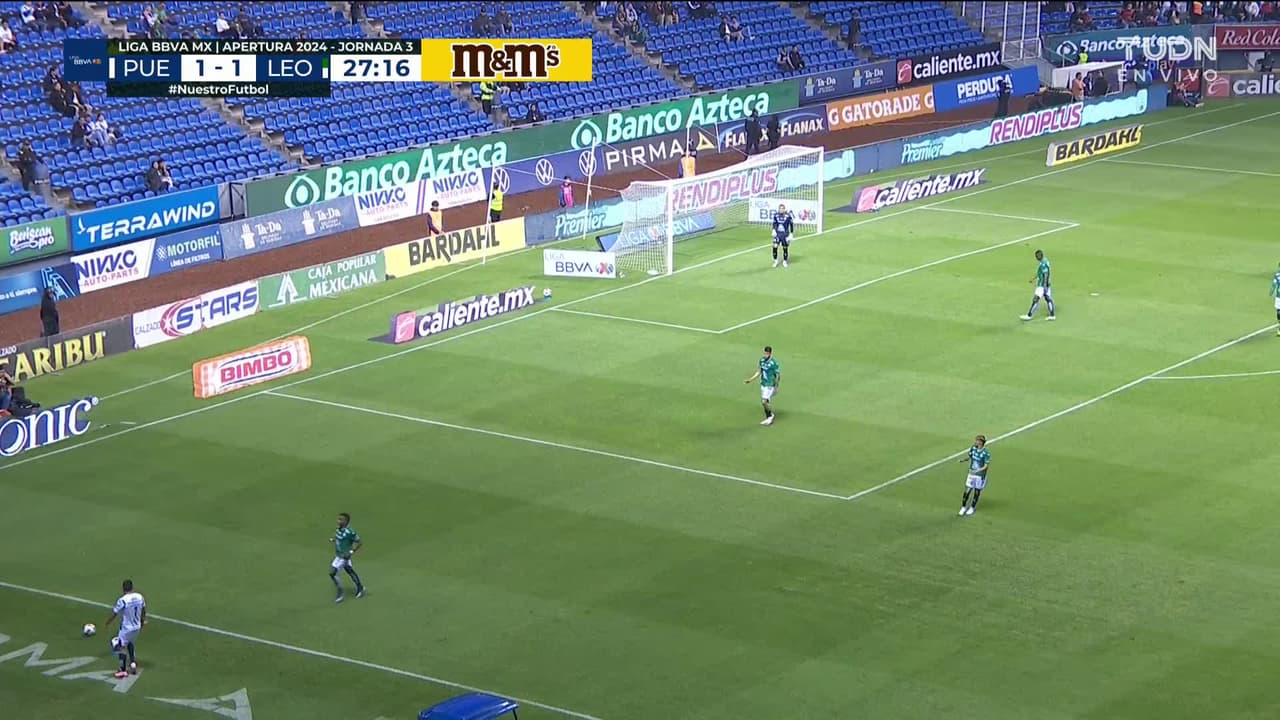 ¡TIRO ATAJADO! disparo por Diego de Buen.