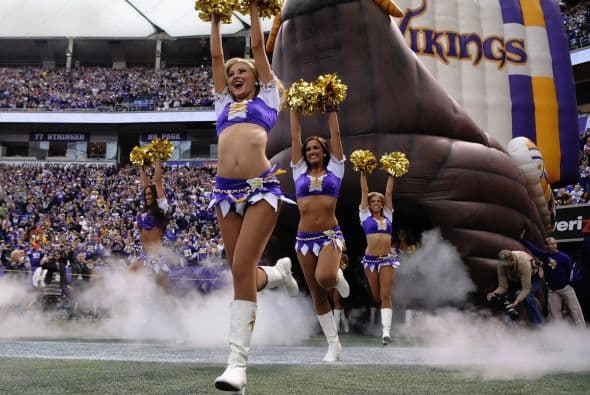 Los momentos más pícaros de las cheerleaders de la NFL en la temporada 2013 captada con la lente de los profesionales.