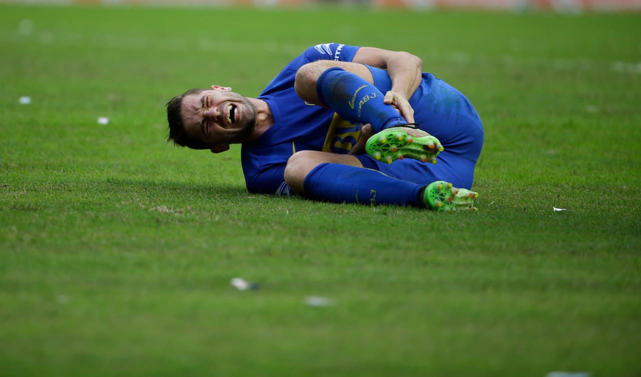En abril de 2016, Gago consiguió su primer gol internacional con Boca en la Copa Libertadores. Días después durante otro partido, el argentino se volvió a romper el mismo tendón y queda fuera casi siete meses (196 días).
<br>