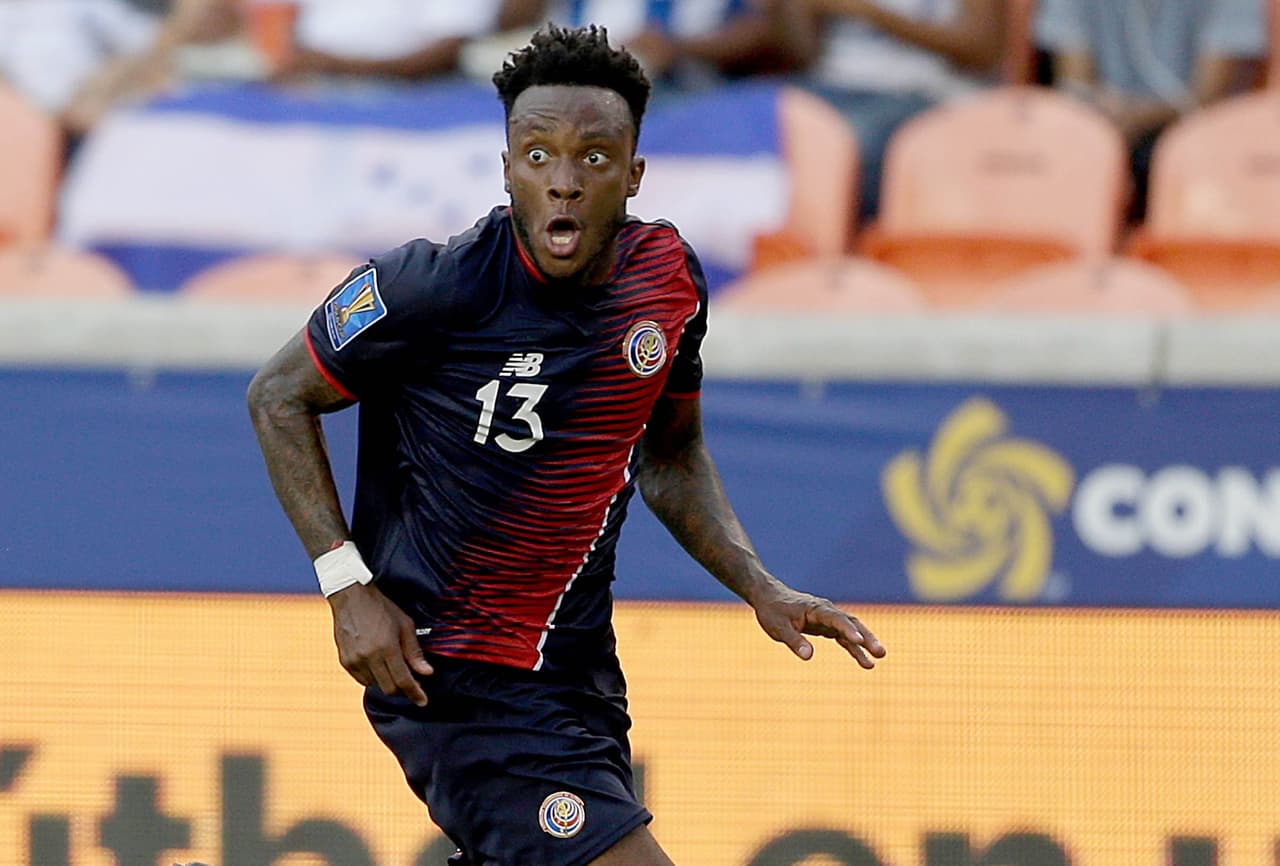 Rodney Wallace, en un partido de la selección de Costa Rica.