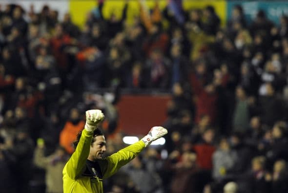 Camunas puso en ventaja a los 'Rojillos' y el estadio Reyno de Navarra era una fiesta.