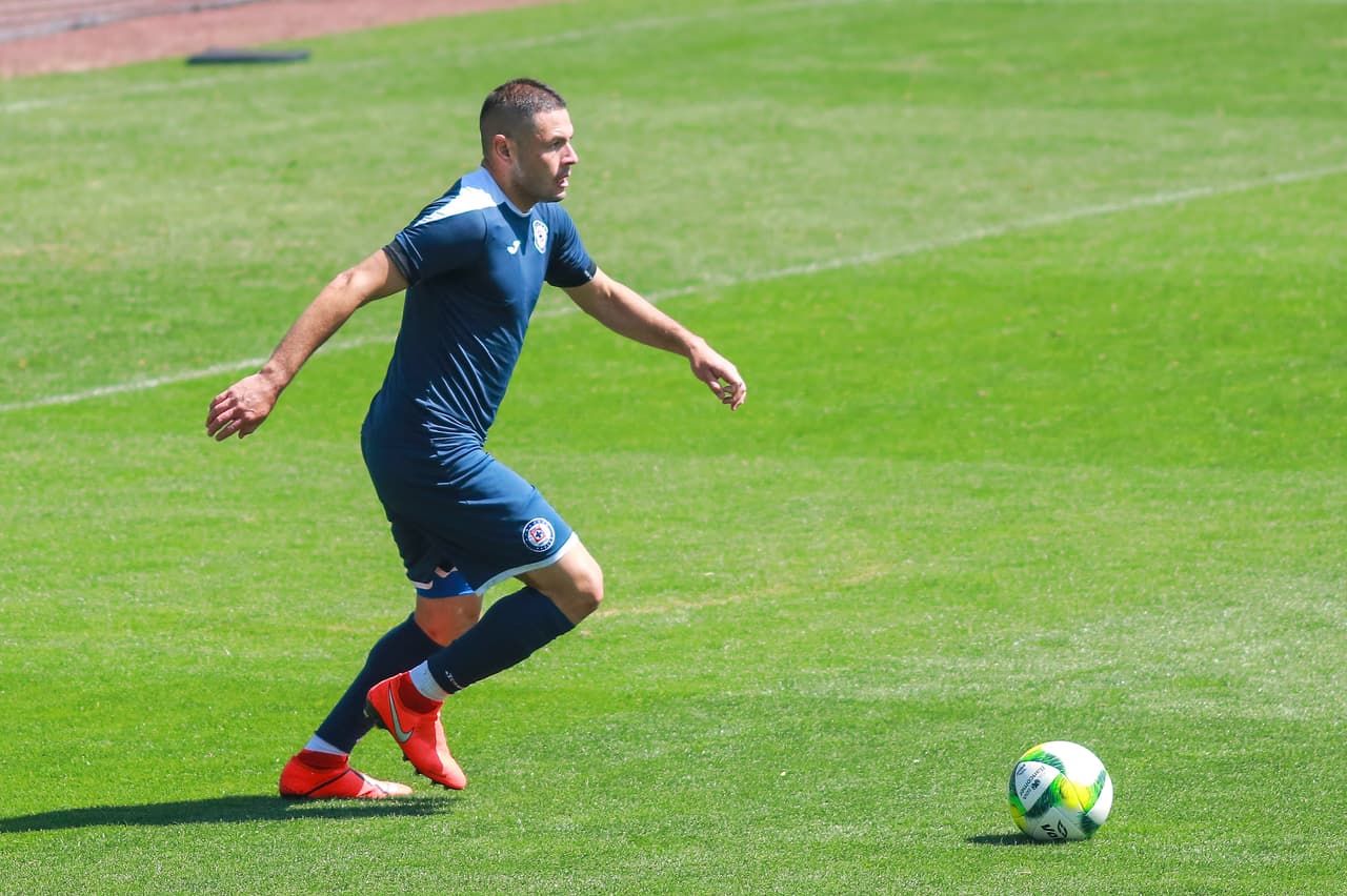 Cruz Azul entrena con intensidad bajo el mando de Pedro Caixinha con la claridad de que una victoria contra Pachuca en la Jornada 11 del Clausura 2019 lo meterá en el grupo de los ocho mejores.