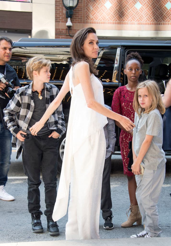 Su vida se ha transformado con la pandemia: reuniones por Zoom, las risas, pláticas, comida, mascotas, el debate político, cortes de cabello improvisados; vive actividades ‘tradicionales’.