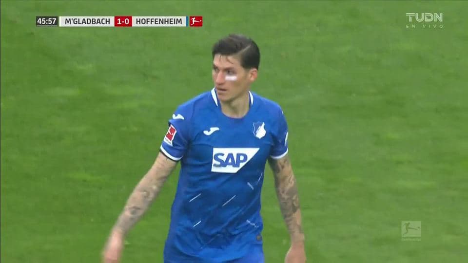 Tiro desviado de Steven Zuber