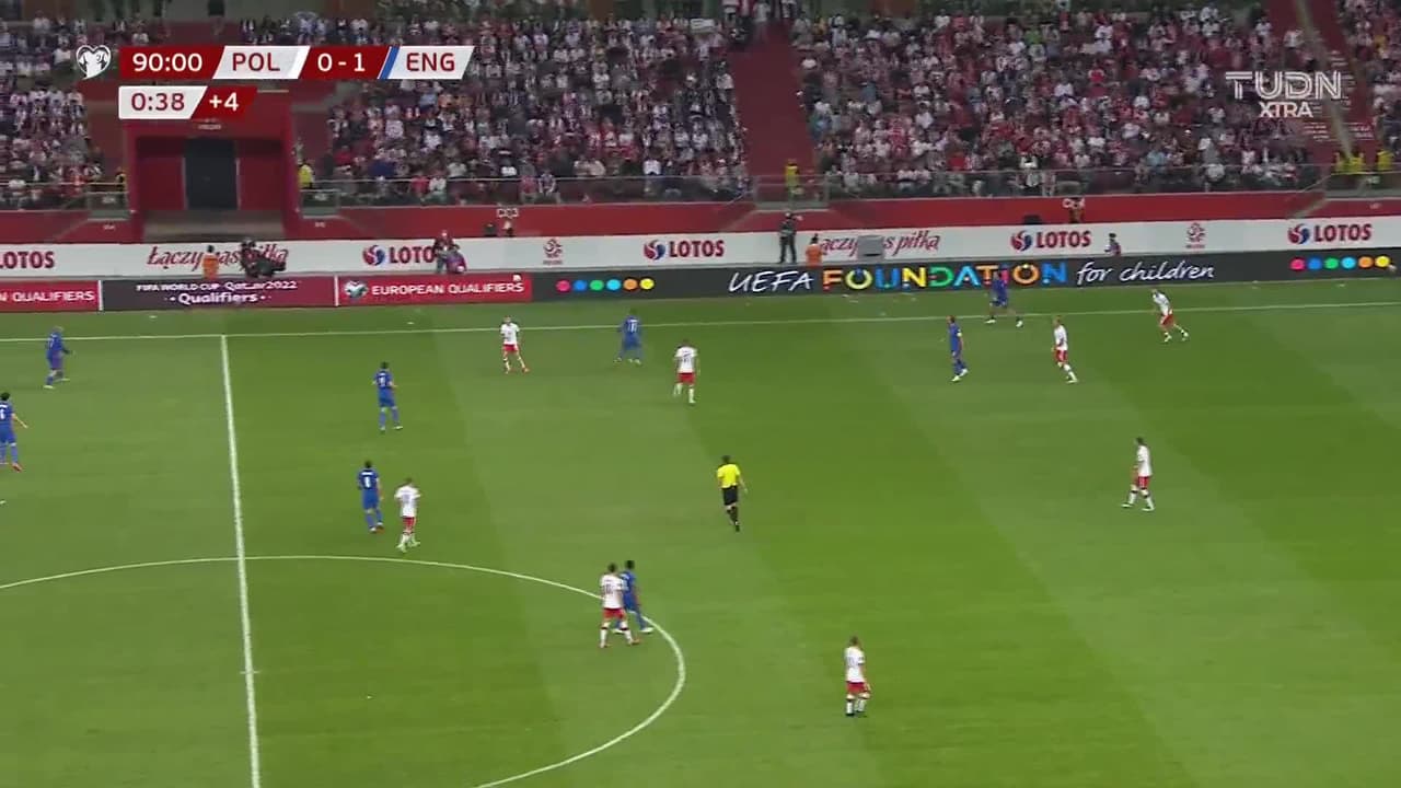 ¡GOL!  anota para Polonia. ["Damian"] ["Szymanski"]