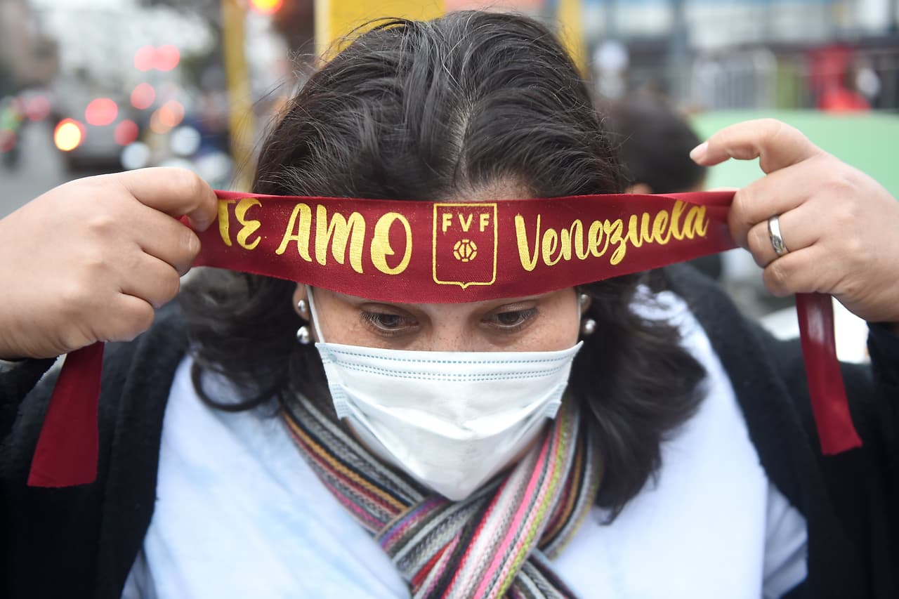Un solitario gol de Christian Cueva fue suficiente para que el cuadro inca, dirigido por Ricardo Gareca, sume tres puntos de oro y se meta en la pelea por un boleto a la Copa del Mundo de Qatar 2022.