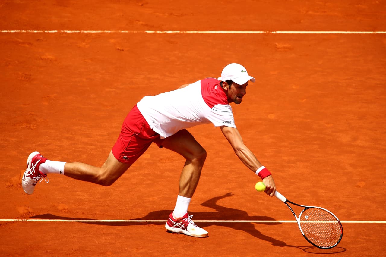 Sin embargo, Djokovic salvó el juego en el segundo parcial en el que se impuso 6-2.