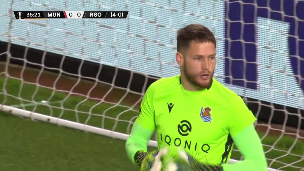 ¡TIRO ATAJADO! disparo por Daniel James.