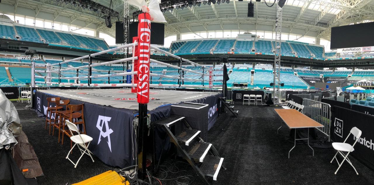 Previo al electrizante combate, siete peleas tendrán lugar en el Hard Rock Stadium.