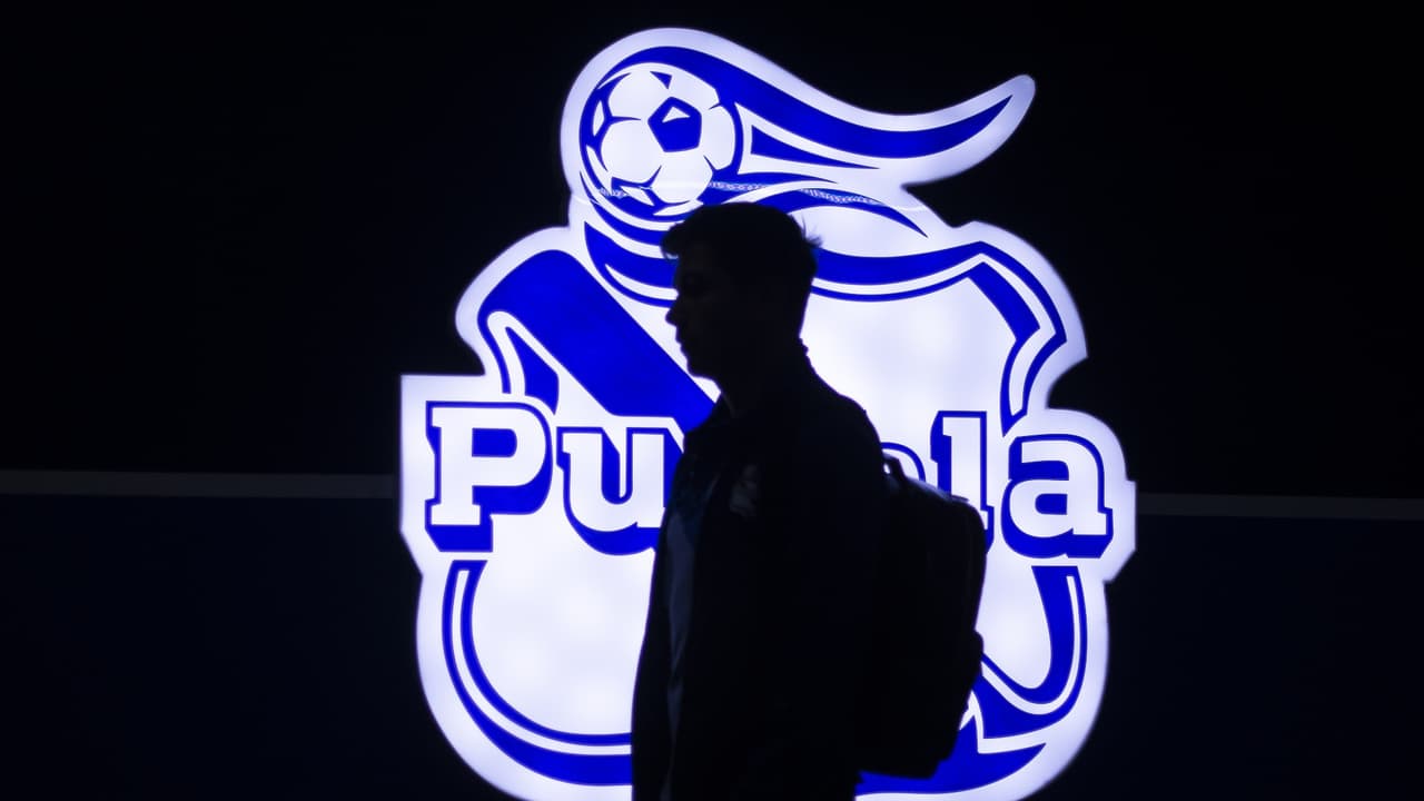 Larcamón hace un par de movimientos en su 11 ante León