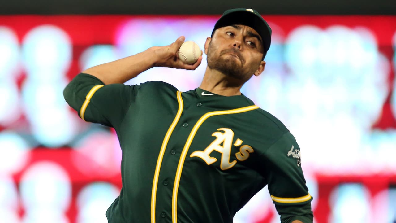 <b>Joakim Soria</b>
<br>Juega para Oakland Athletics. Sus números incluyen tres ‘holds’ y dos salvamentos.La oposición le batea para .238 y tiene 1.26 de WHIP.