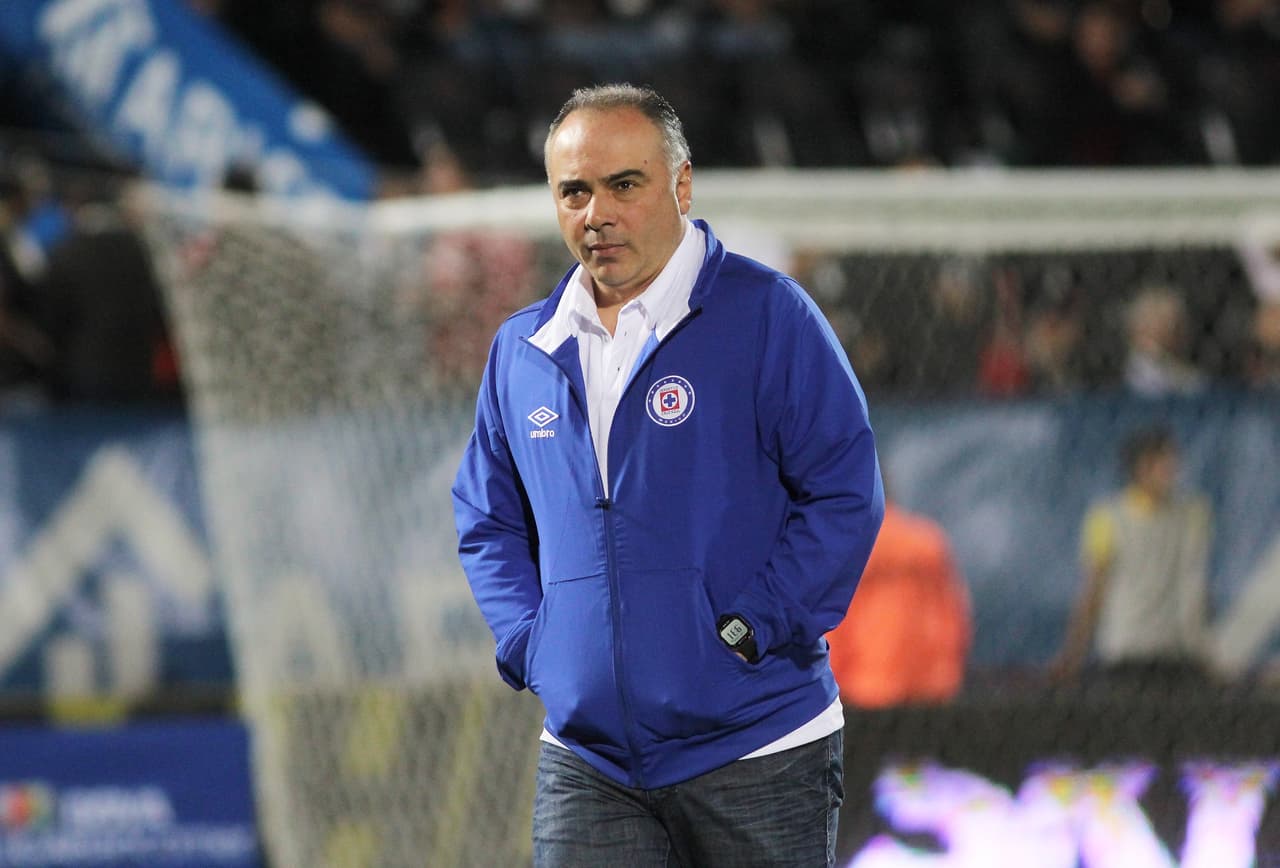 Guillermo Vázquez arribó en mayo de 2012 y se quedó hasta diciembre de 2013, con un rendimiento del 54,64 por ciento. Quedó marcado por la increíble final perdida contra el América en el Clausura 2013.