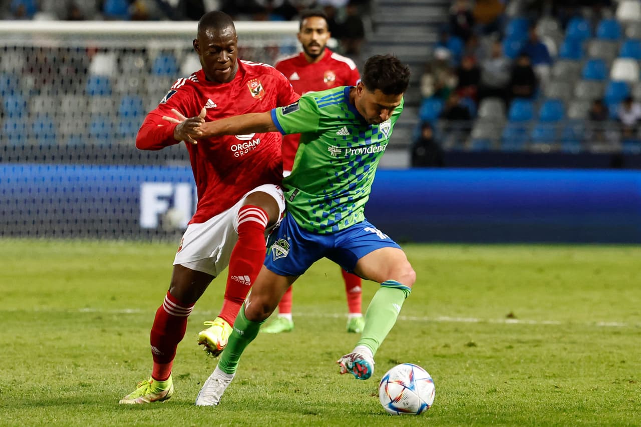 Un gol a dos minutos del final de Mohamed Afsha terminó por darle el triunfo al Al Ahly 0-1 ante Seattle Sounders; Al Ahly disputará la semifinal del Mundial de Clubes contra el Real Madrid el próximo miércoles.