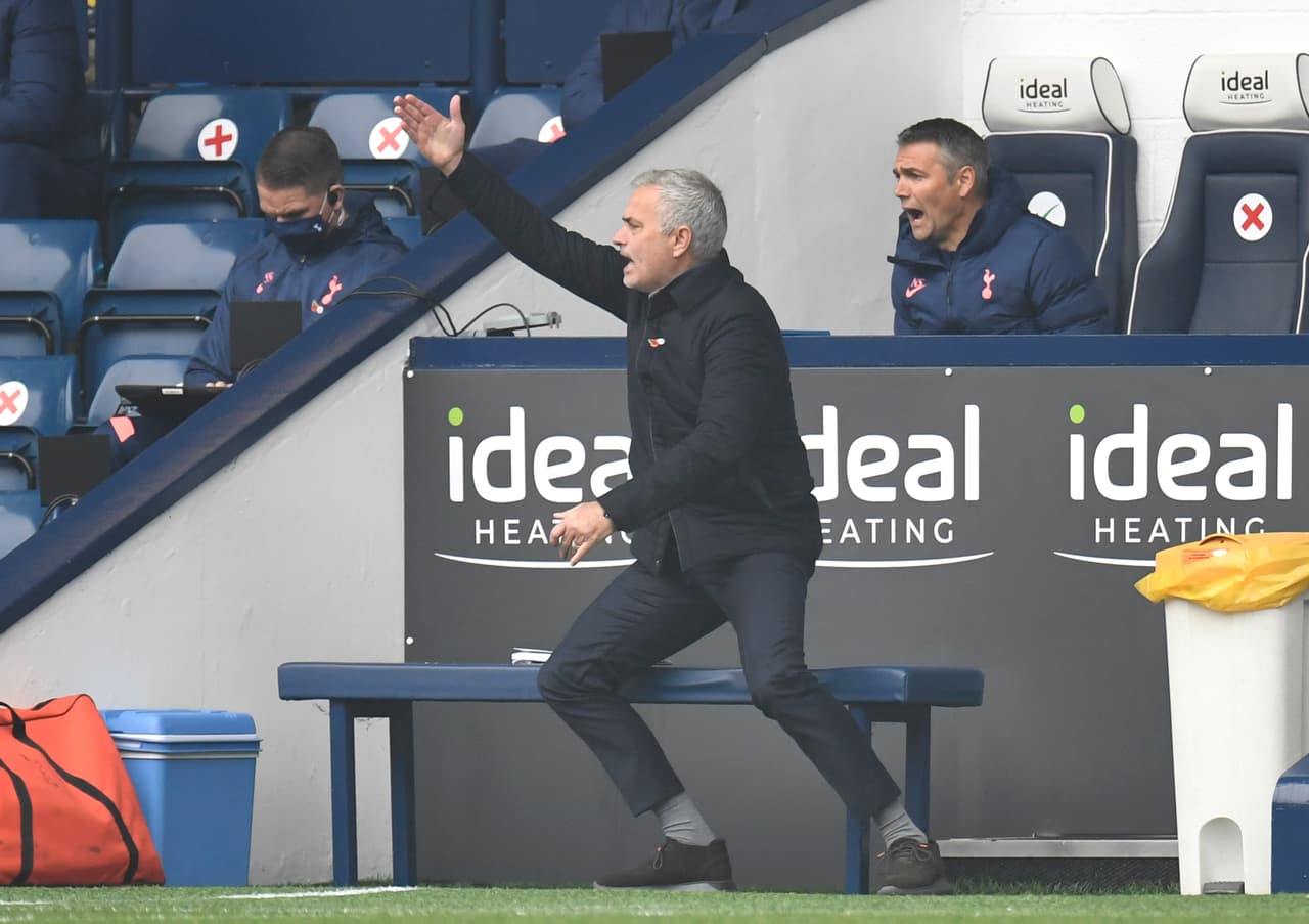 Mourinho se pronuncia sobre protcolos en la lesión de Raúl Jiménez