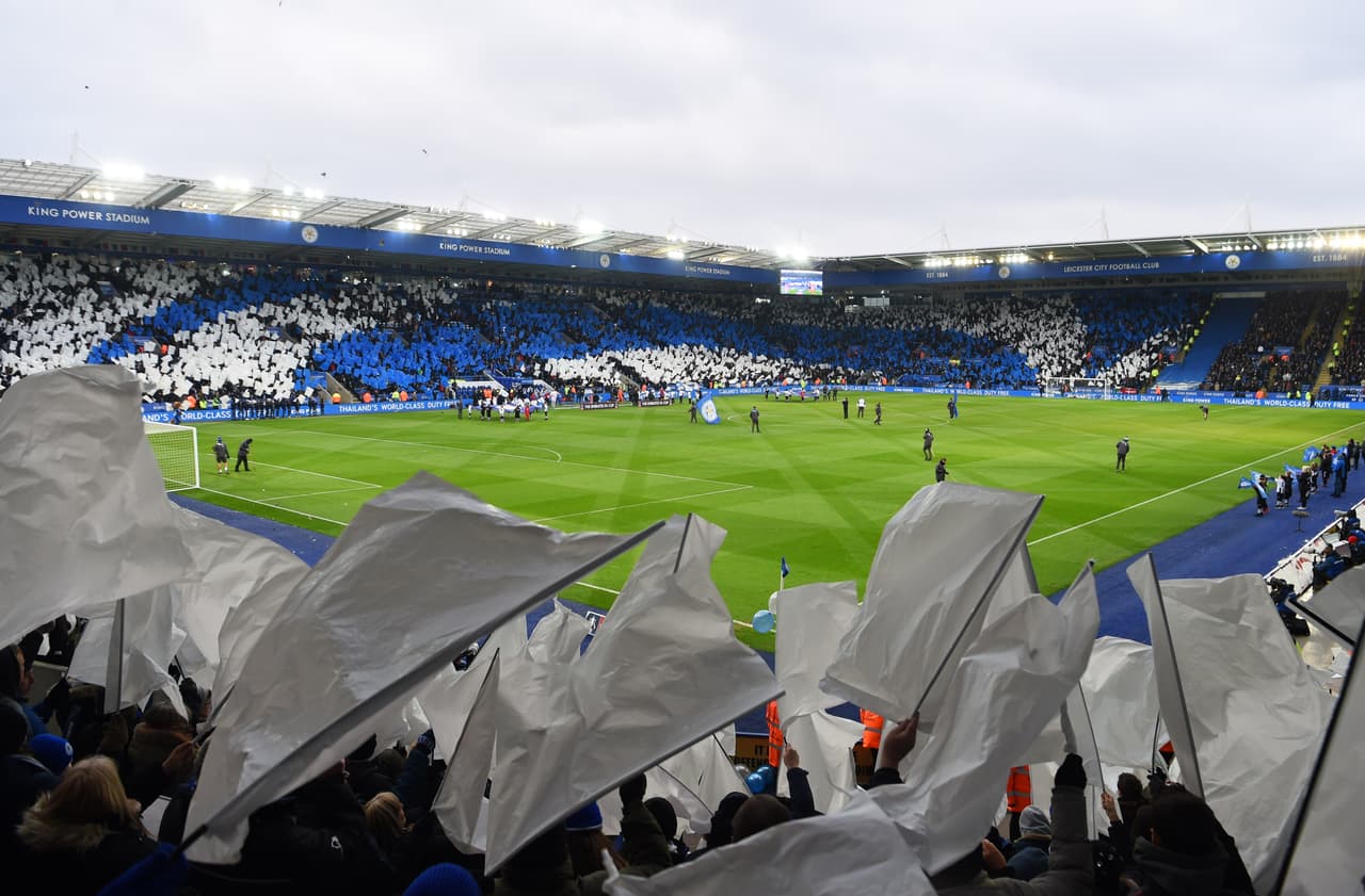Con el público en sus asientos, así lucía la casa de los 'Foxes' que soñaban con dejar en el camino al Chelsea y jugar una histórica semifinal de F.A. Cup.