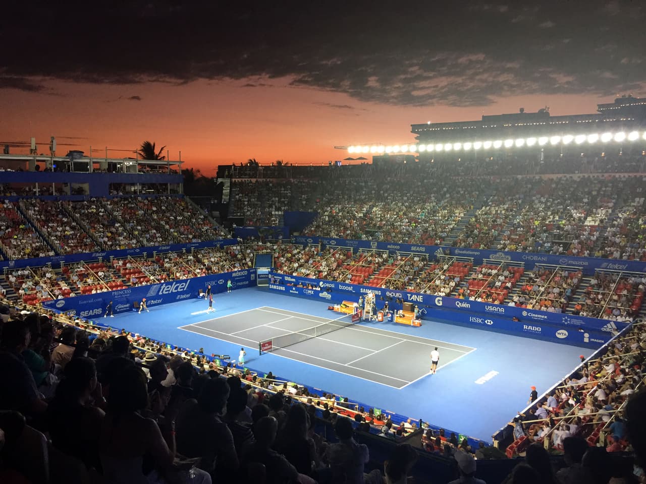 Con la participación de figuras como Novak Djokovic, Rafael Nadal, Marin Cilic y Juan Martín del Potro, el Abierto Mexicano de Tenis tuvo su mejor torneo varonil en el bello puerto de Acapulco. El estadounidense Sam Querrey se coronó en el certamen de caballeros, mientras que la ucraniana Lesia Tsurenko hizo lo propio en el femenino.
