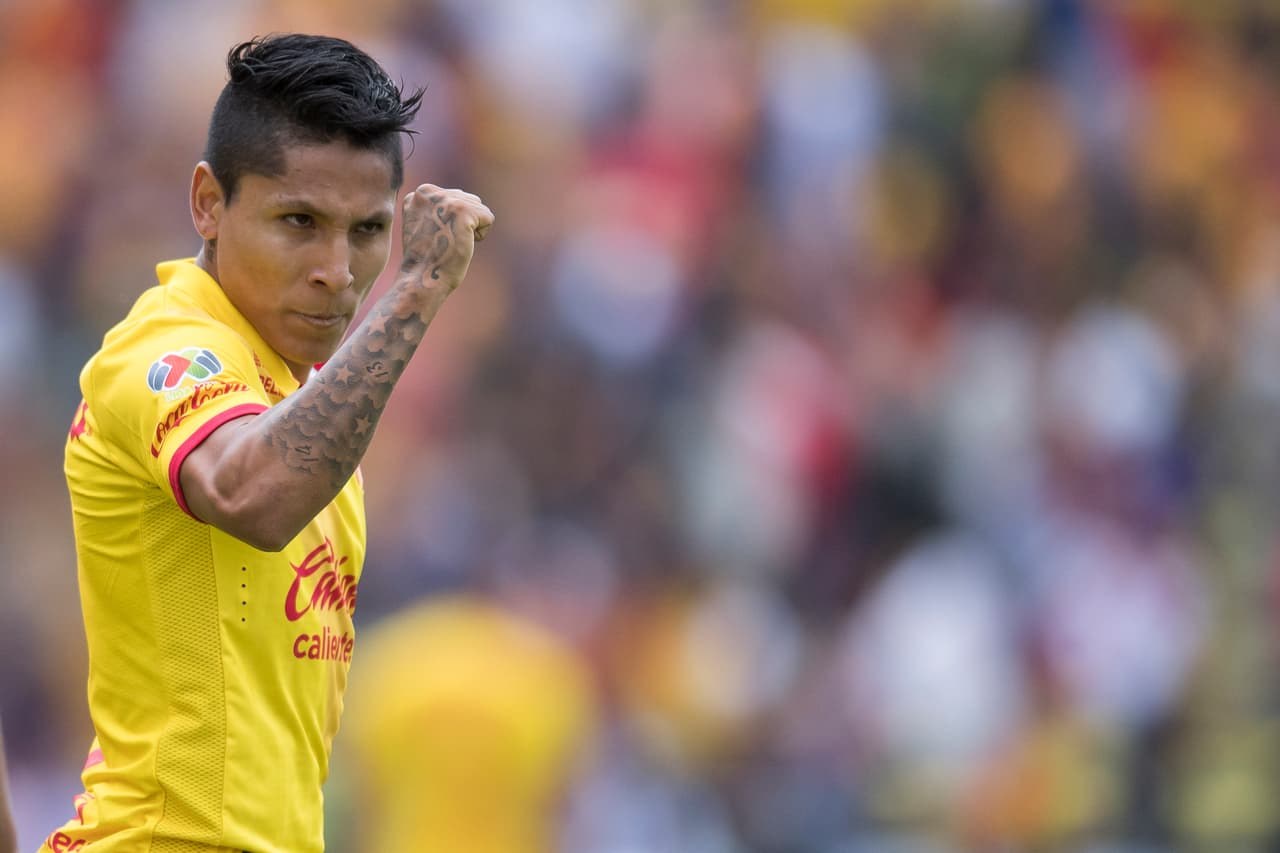 Raúl Ruidíaz, Morelia.- El nuevo refuerzo de los monarcas se ha hecho presente en los marcadores, cuenta con 44 puntos y su valor es de $4.9 millones.