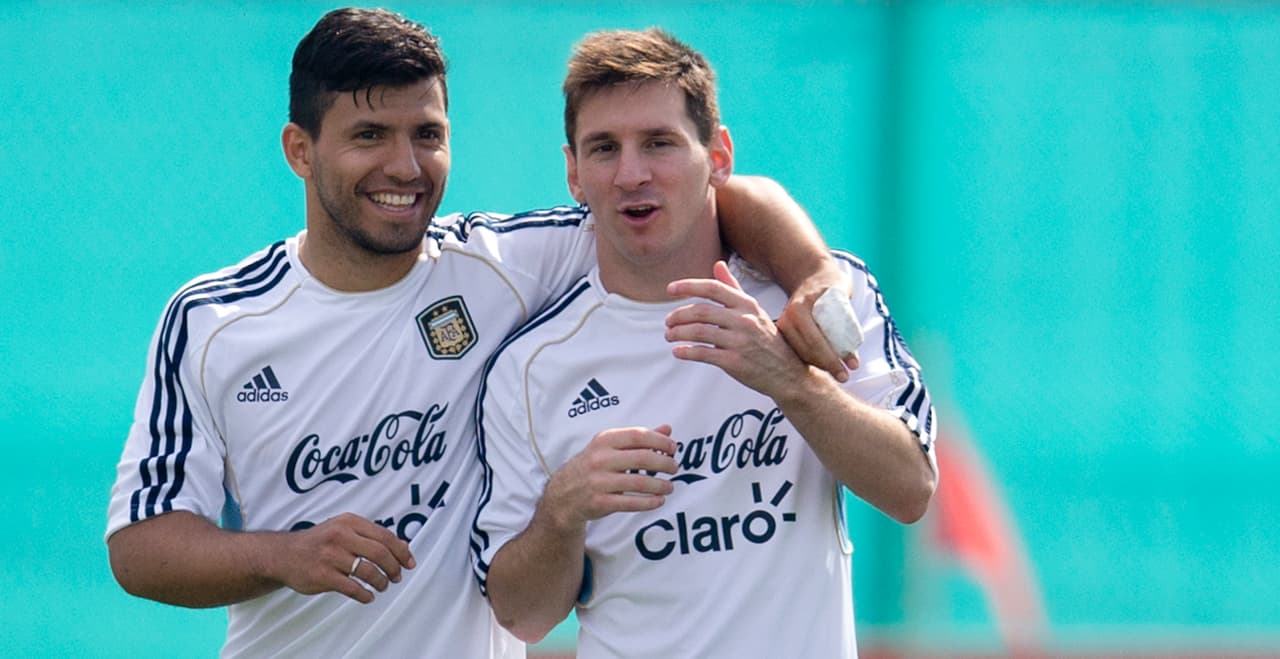 En una charla con un medio argentino, Sergio 'el Kun' Agüero habló desde lo más íntimo sobre su relación con Lionel Messi.