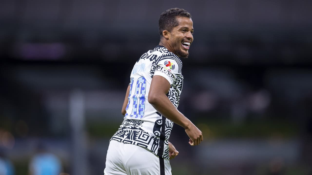 Afirman que Giovani dos Santos considera el retiro