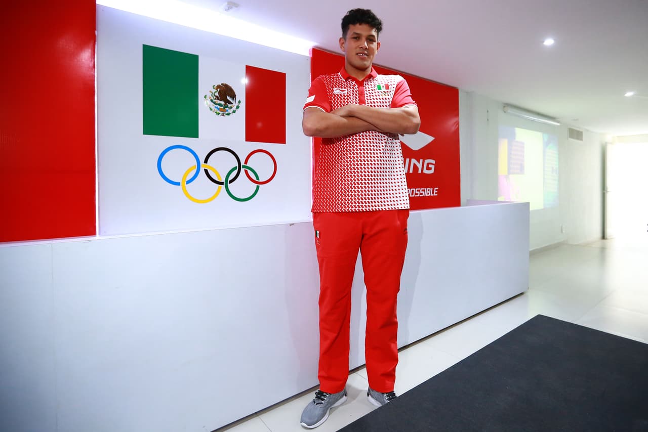 Cantabrana llevó uno de los uniformes de la delegación con diseño de dos colores.