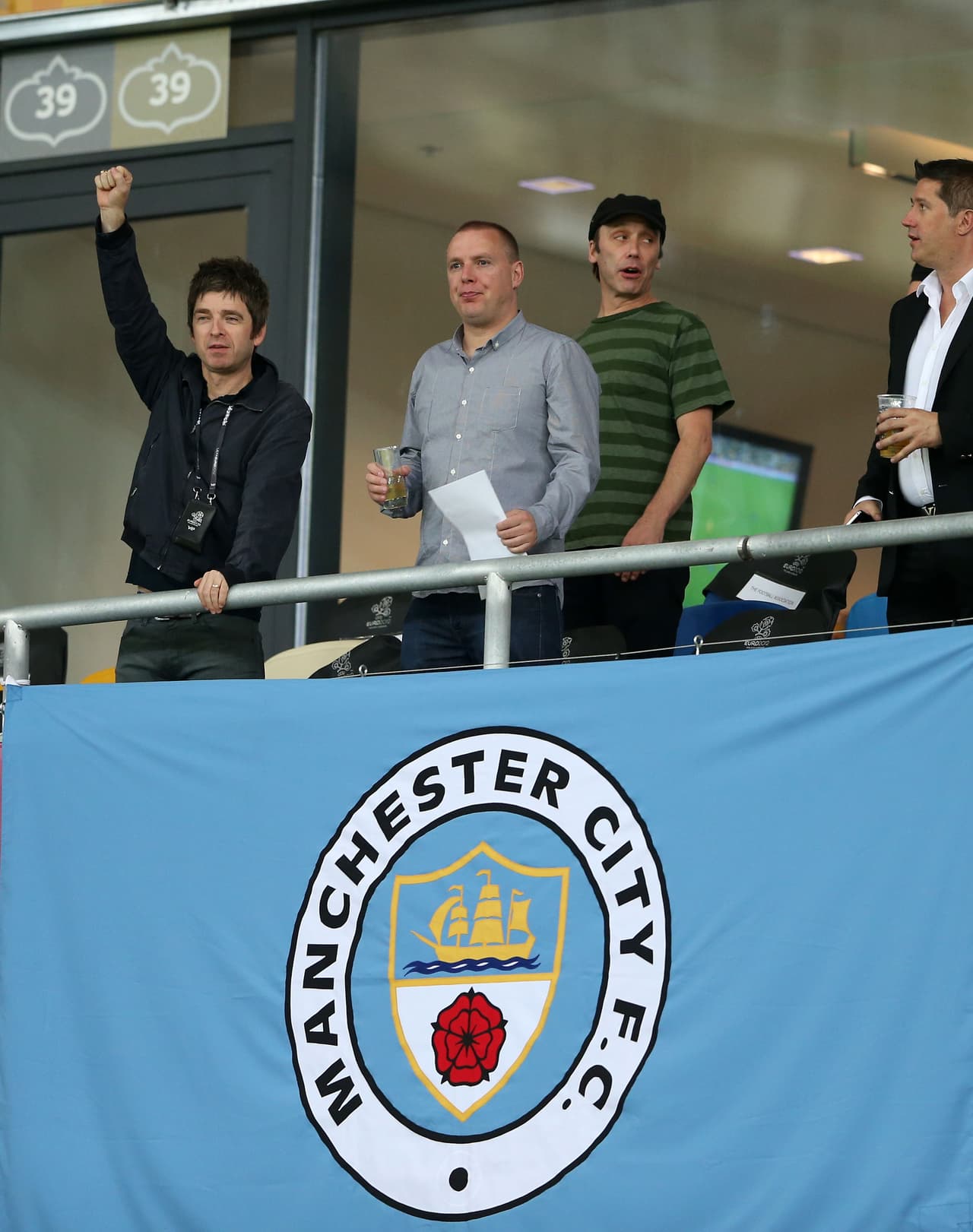 Noel Gallagher, de la banda Oasis (¿hacía falta decirlo?), es quizás el fanático más conocido mundialmente del Manchester City Football Club.