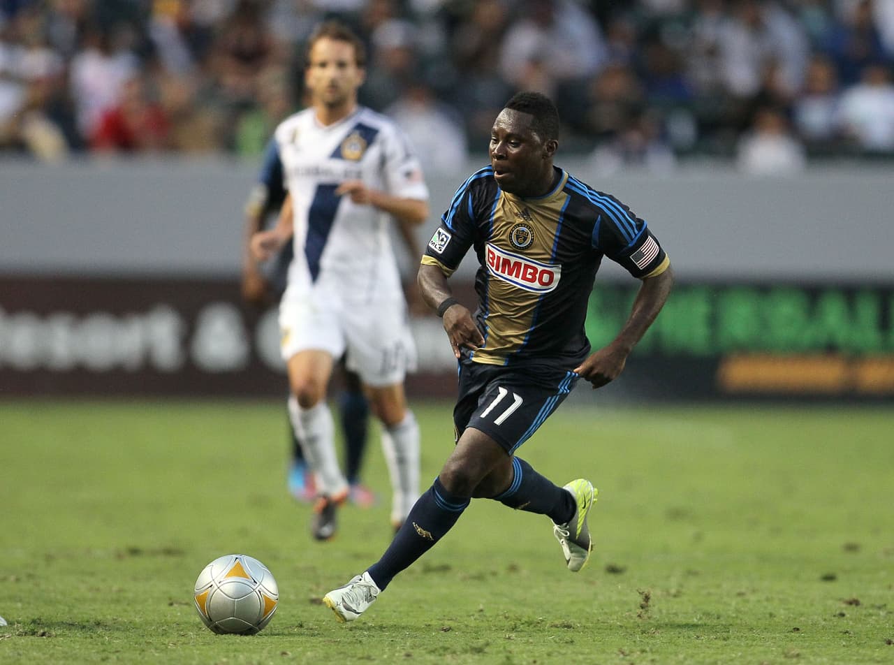 Luego de un fallido paso por Europa, de dónde regresó con poco suceso, arrancó su paso por Philadephia Union en 2011, luego por Esporte Bahía de Brasil en 2013 y tras un paso por el fútbol de Serbia y de Finlandia juega en la actualidad en la North American Soccer League, la segunda liga en importancia en Estados Unidos.