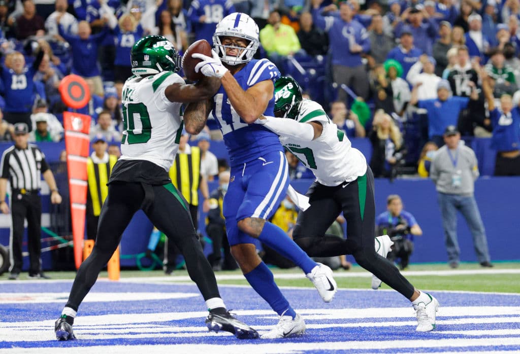 Jonathan Taylor destruye a la defensa de los New York Jets con 172 yardas terrestres y dos TD's en la victoria 30-45 sobre los neoyorkinos.