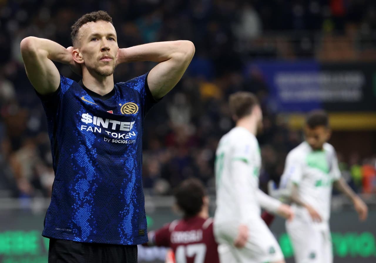 El Inter tropieza en casa 0-2 ante Sassuolo, durante la J29 en la Serie A. Fueron Giacomo Raspadori (8') y Gianluca Scamacca (26') quienes les dieron el triunfo a los neroverdi.