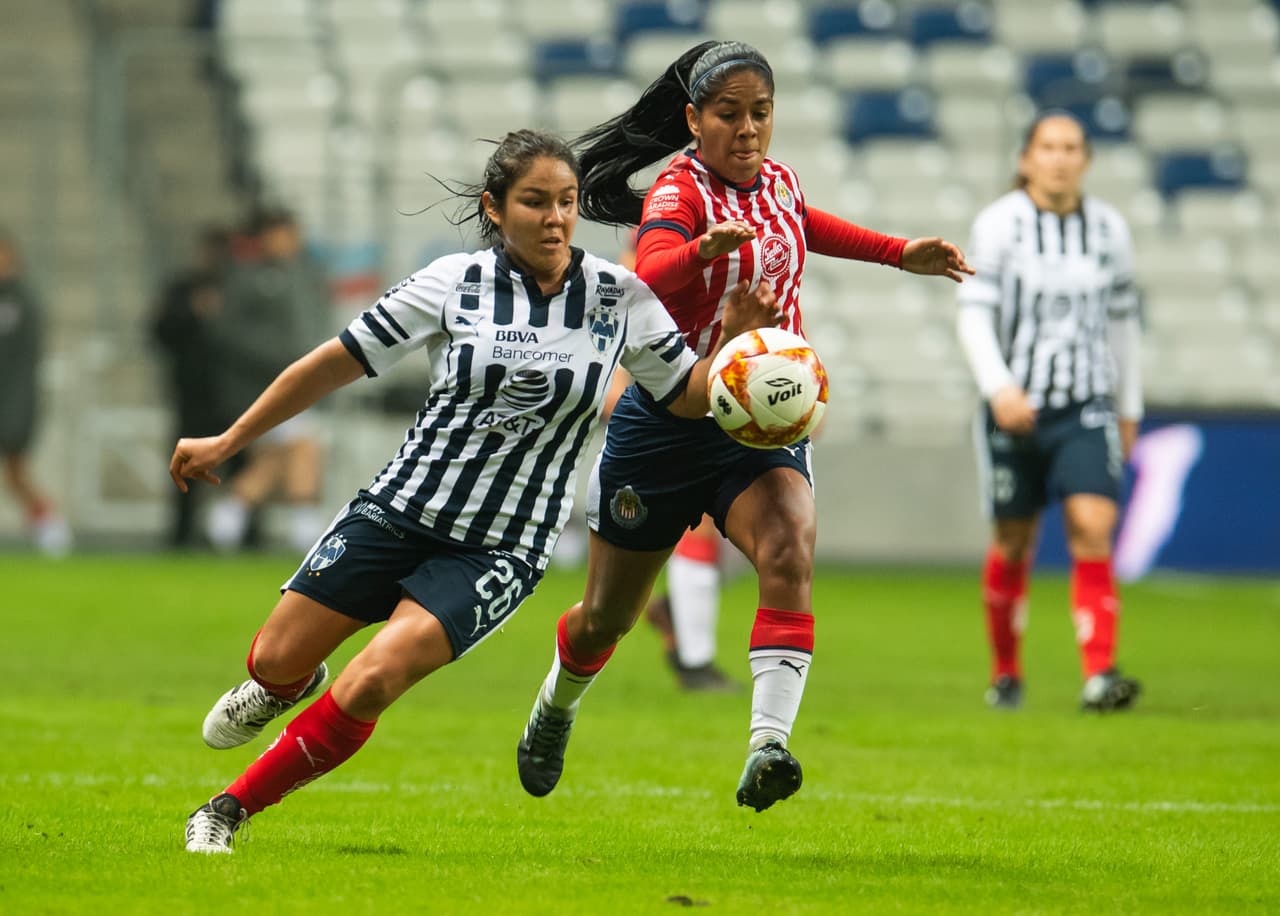 Monterrey abrió los ojos luego del balde de agua helada que resultó el gol del empate. Salieron frías del vestidor pero el tanto de las visitantes sin duda las despertó, las espabiló.