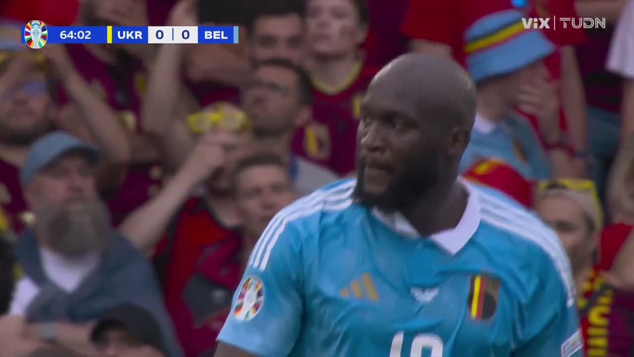 ¡Romelu Lukaku se la pierde y Bélgica se lamenta la falla!