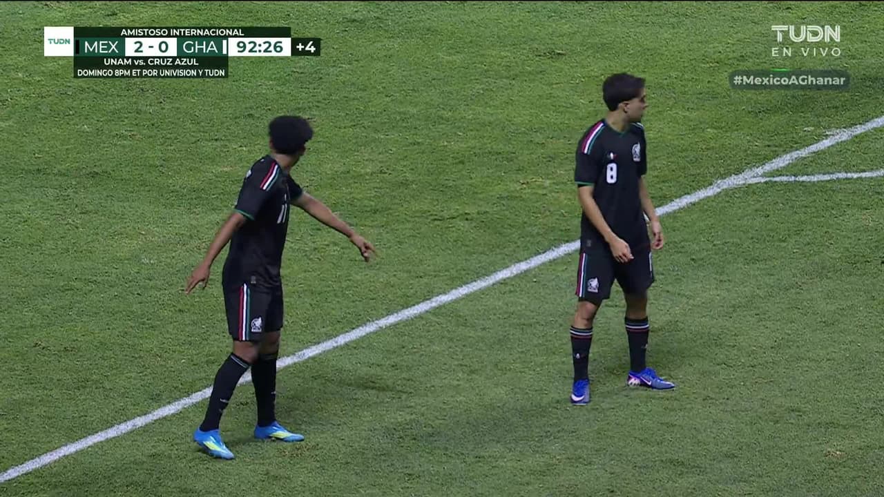 ¡TIRO ATAJADO! disparo por Salim Adams.