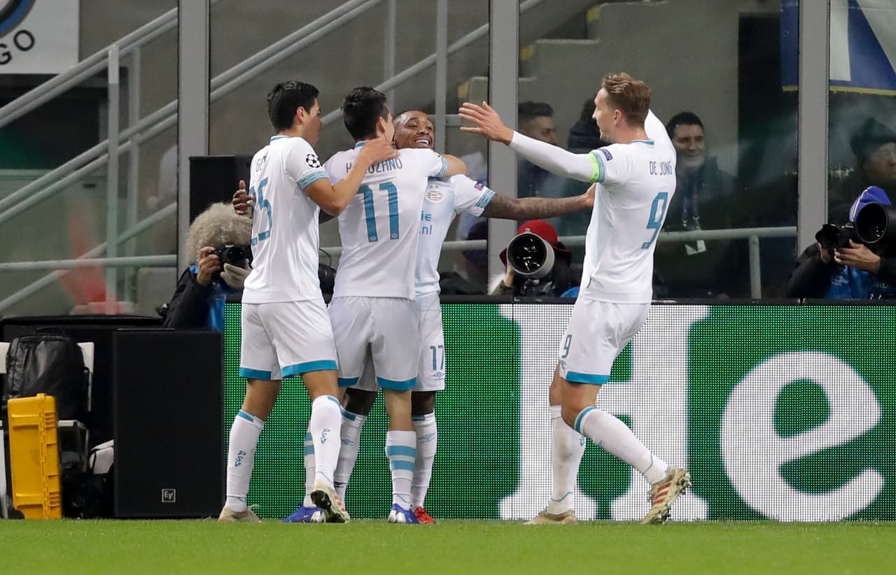 Lozano ha podido desplegar algunos buenos momentos en este torneo que es una excelente vitrina ante grandes rivales como Barcelona, Inter y Tottenham.