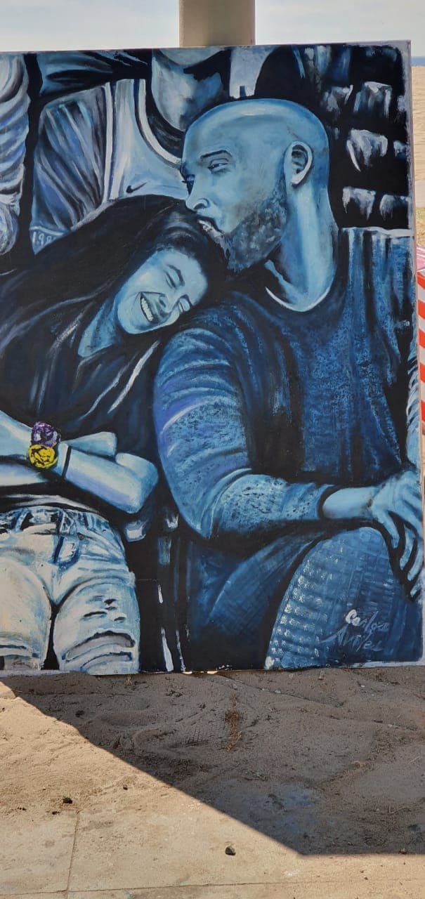 Los Angeles continúa rindiéndole tributo a Kobe y se ilusionan con la llegada del Chicharito al Galaxy.