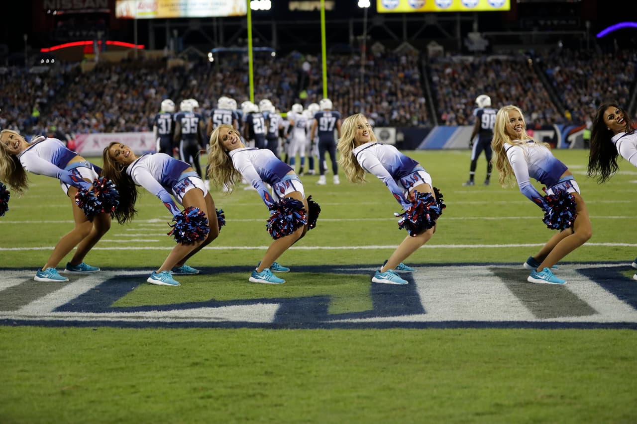 Son hermosas, tienen energía y sus bailes le dan alegría al ambiente en los estadios de la NFL: sin duda, las porristas tienen un papel muy especial para el espectáculo del fútbol americano.