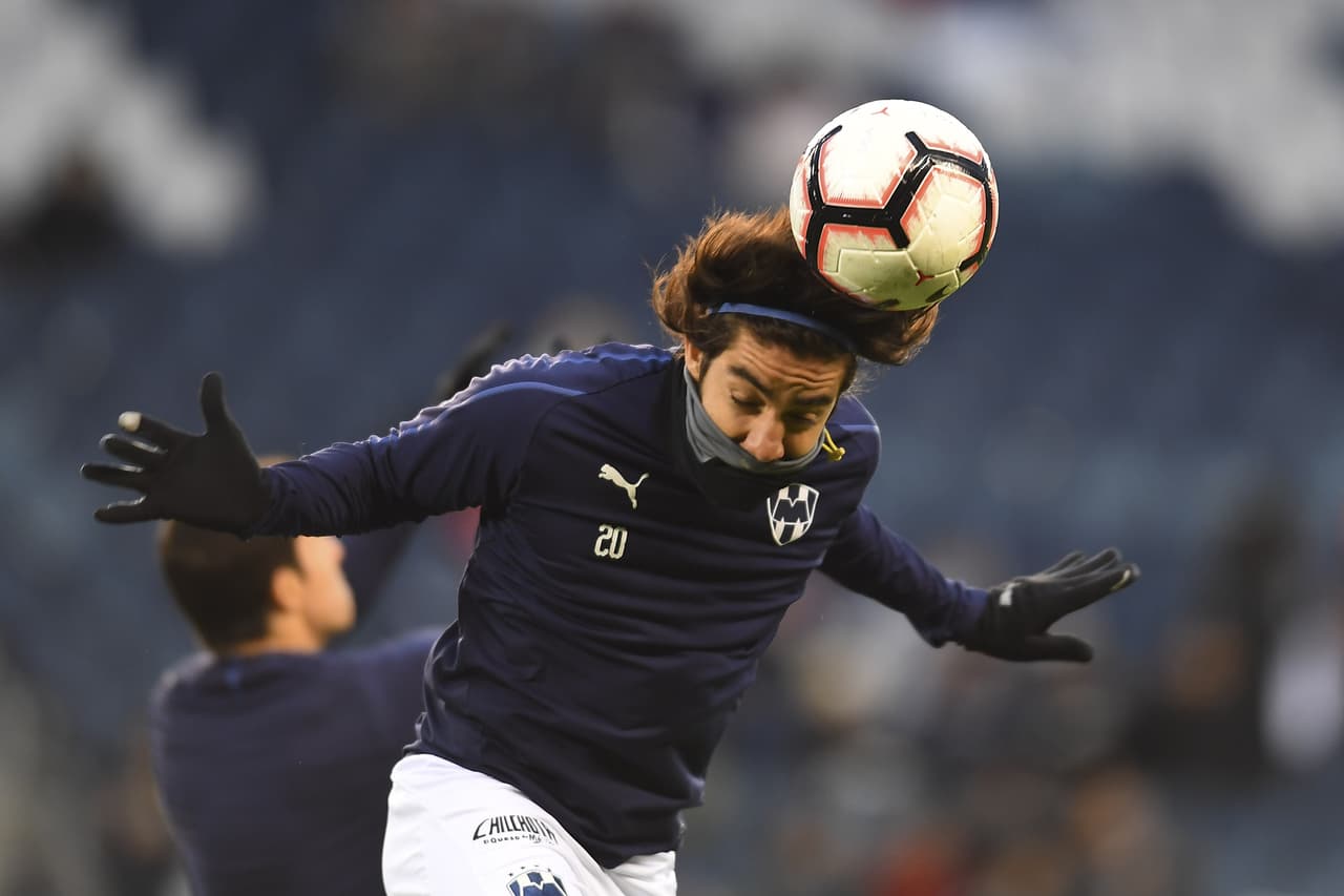 Este fue el ambiente dentro y fuera del Childrens Mercy Spark Stadium, en Kansas City, Kansas, para presenciar el partido de Vuelta de las Semifinales de la Concacaf Champions League entre Sporting Kansas City y Rayados del Monterrey en medio de una noche fría.