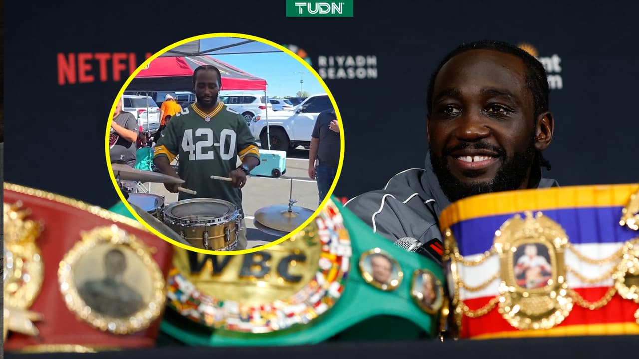 ¡Crawford muestra su amor por México al ritmo de banda!