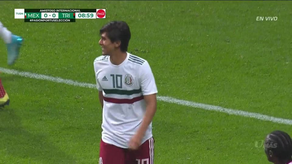 Tiro desviado de José Macías