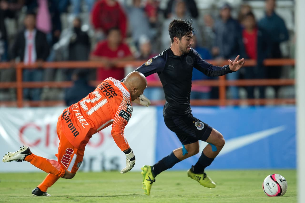El "Conejo" Pérez no tuvo su mejor actuación y recibió 3 anotaciones por segunda ocasión en el torneo.